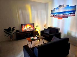 Blue House Kampar 3BR Family Suite-Kids Playroom Near UTAR，位于金宝的酒店