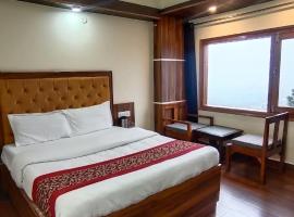 Hotel New Pankaj - Near Mall Road Free Pickup from railway station Shiimla，位于西姆拉的酒店