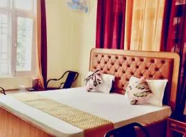 The Boho BnB Near Mall