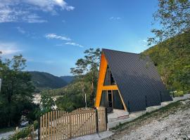 Panorama cottage Martvili，位于Meore Balada的酒店