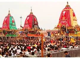 PURI HOTEL SANTOSH ! INN - Near Jagannath Temple - With Restaurant, Room Service, Free Wifi, Luxury & Spacious Rooms with full of amenities - Fully Air Conditioning Luxury Hotel - Best Customer Service Awarded !