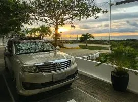 Casa Playa Tonsupa Tu paraíso frente al mar Internet Alta Velocidad Smart TV Netflix