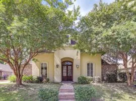 Easy Access to I-10 Family Home in Prairieville!
