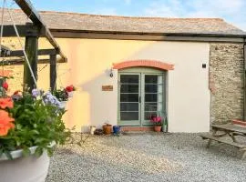 The Calving Barn - Uk49679