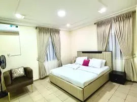 Peridot Apt central area