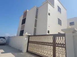 فيلا للايجار في عوقد الشمالية