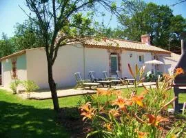 Gîte traditionnel rénové avec jardin clos et Wi-Fi, 3 chambres, proche de La Garnache, Vendée. - FR-1-426-195