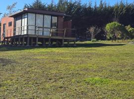 Centinela del Mar cuenta con amplias cabañas en Matanzas TV WiFI Parking gratis Asadera Vista Panorámica Parcela Familiar Privada，位于马坦萨斯的酒店