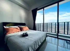 Cozy Homes at i-City WiFi TV Box and 1 Carpark