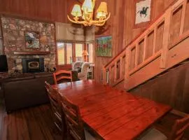 Mountainback #105, Loft, Den