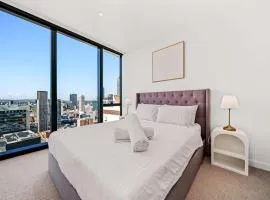 Perth's Modern 1BR Apartment with Pool & Gym - City Living