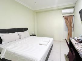 Hotel Permai Syariah Mitra RedDoorz，位于Karangtengah的酒店