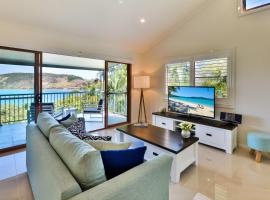 Heliconia Grove - 1 bedroom - on Hamilton Island by HIHA，位于汉密尔顿岛的酒店