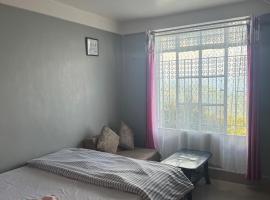 Arara clf Homestay，位于乞拉朋齐的酒店