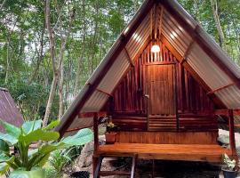Khao Phang Camping，位于Ban Pha Saeng Lang的酒店