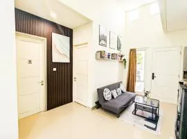 Lovina Spacious and Cozy 2-bedroom at Orchard Park