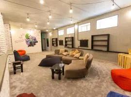 Light Hostel by TripLE