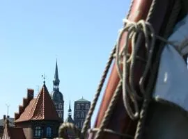 Ferienhaus - Am Kütertor - alle Apartments mit Terrasse oder Balkon - in top Lage