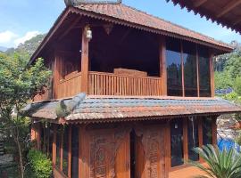 Villa Rosewood，位于Paragajen的酒店