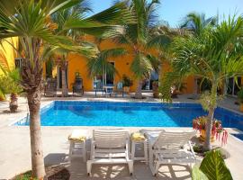 Hôtel Colibri Lac Rose，位于尼亚加的带停车场的酒店