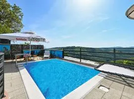 Beautiful Home In Leskovec Toplicki