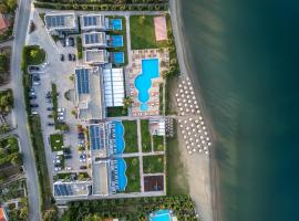 Sea Coast Resort Halkidiki，位于耶拉基尼的酒店