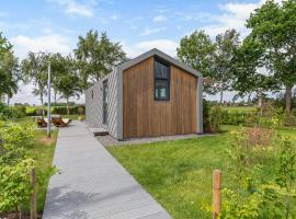 Tinyhouse 32 Stavoren，位于斯塔福伦的酒店