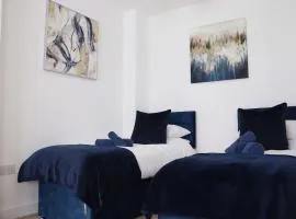 Modern Studio With Free Parking