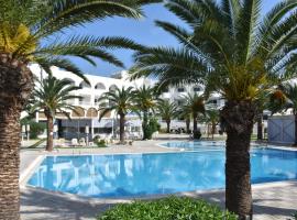 Golf Residence- Families and Couples Only，位于哈曼苏斯的酒店