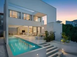 Spectacular Trogir Villa 4 Bedrooms Villa Trogir Sunrise Breath-Taking