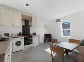 New 2BR in Pensbury Street