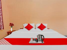 Hotel O North Park Tourist Home，位于Kazhakuttam的酒店
