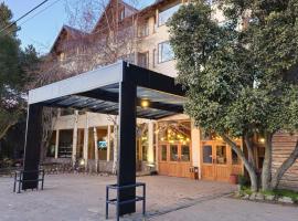 Pioneros Suites by Grupo Tierra Gaucha，位于圣卡洛斯-德巴里洛切的酒店