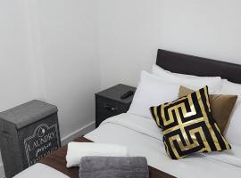 Luxurious ensuite rooms，位于巴塞尔顿的酒店
