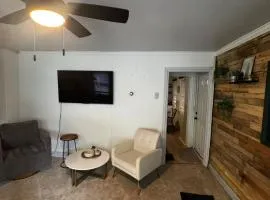 Spacious 3BR Northside Stay Master 2 Full Baths