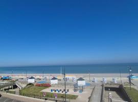 residence du bord de mer 9 appartements avec une vraie vue mer，位于勒特雷波尔的酒店
