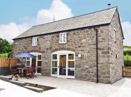 The Coach House - Hw7593