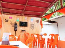 Hotel y cabañas dyd，位于Bazán的酒店