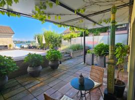 Wellness Apartment Steckborn，位于施泰克博恩的酒店