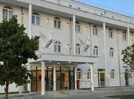 Hotel Babylon Royal