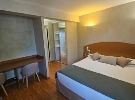 拉路特爱格特酒店，位于Bozouls的酒店