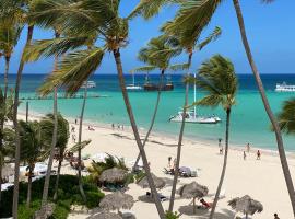 SERENARA STUDIOS and SUITES - LOS CORALES BEACH - great location with many restaurants