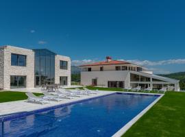 Villa Coral Suites - Your Luxury Dubrovnik Retreat，位于杜布罗夫尼克的酒店
