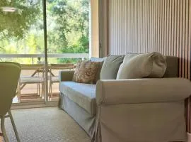 L'appartement Vert, Piscine, 750m de la Plage