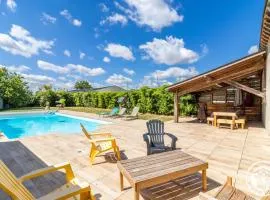 Grande maison à la campagne avec piscine et climatisation - FR-1-622-113