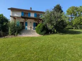 Maison spacieuse avec spa, ping-pong et baby-foot, idéale pour détente en famille - FR-1-589-828
