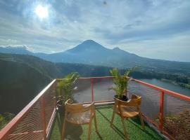 Bagas Luxury Camp Telaga Menjer，位于Kejajar的豪华帐篷