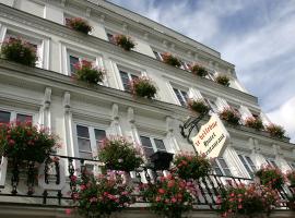 Logis - Hôtel & Restaurant Le Bellevue，位于La Bouille的酒店