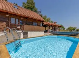 Gorgeous Home In Jaskovo