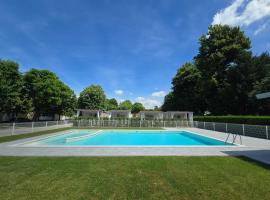 威尼斯共和国露营旅馆，位于马尔孔滕塔的酒店